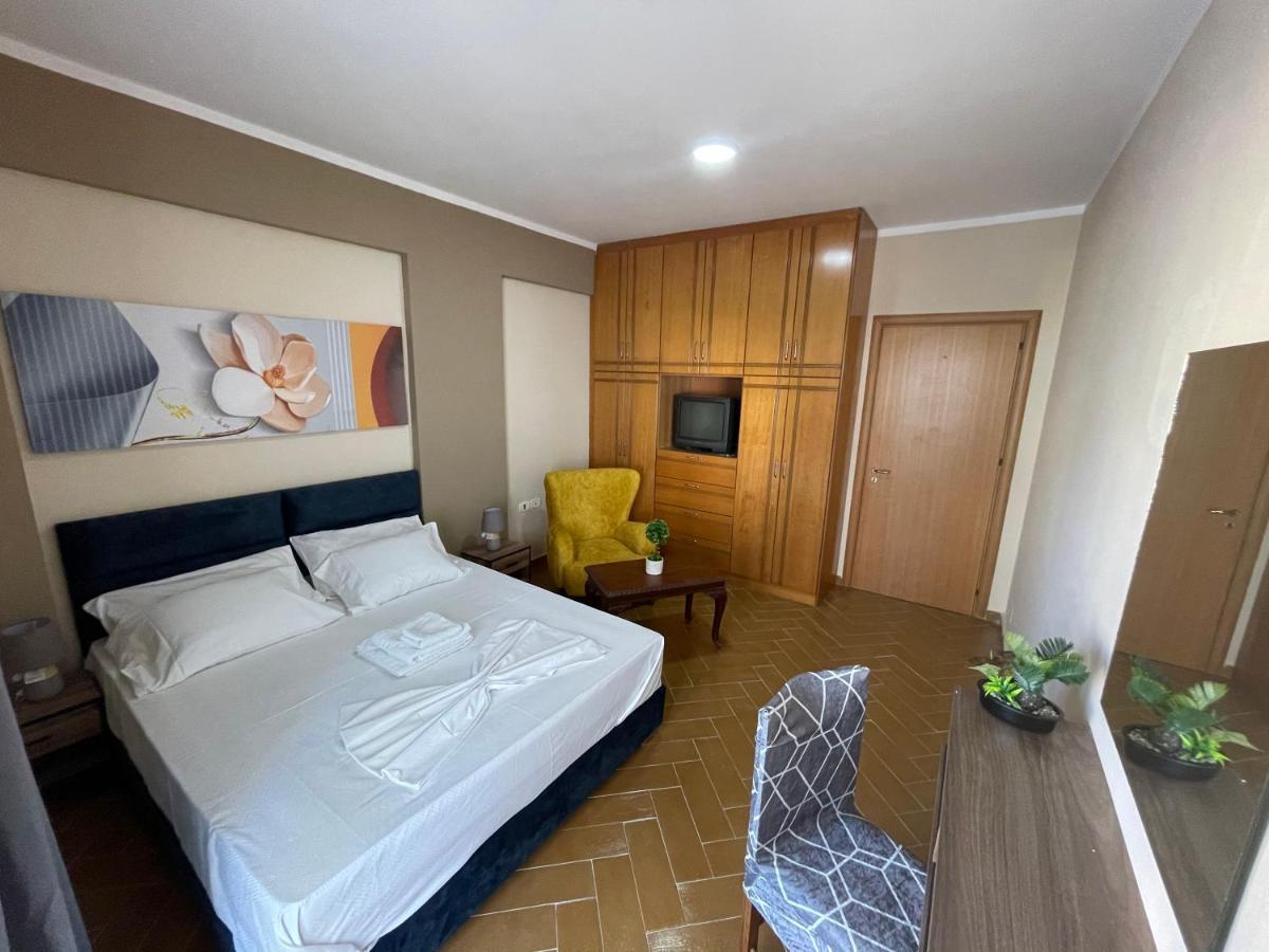 Premium Apartament 07 Vlorë Buitenkant foto